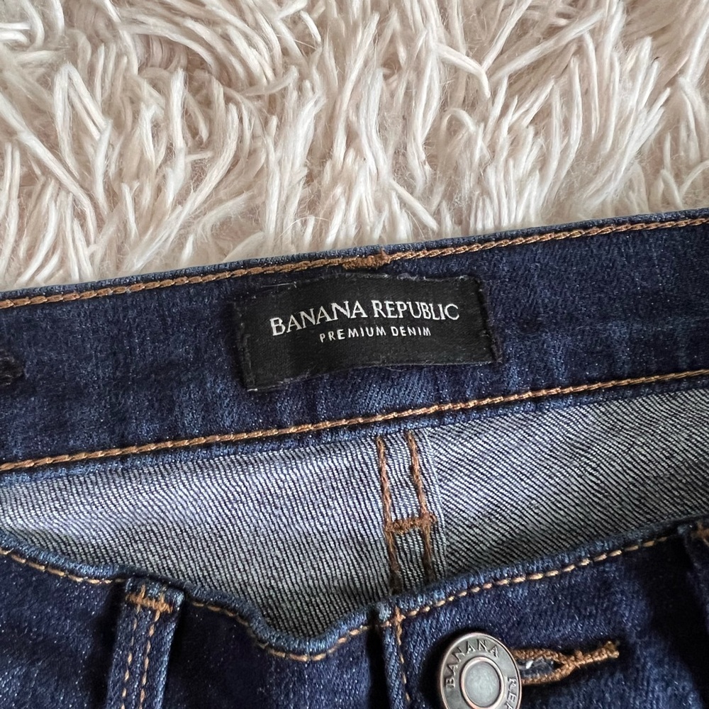 Women’s size 2 Banana Republic premium denim